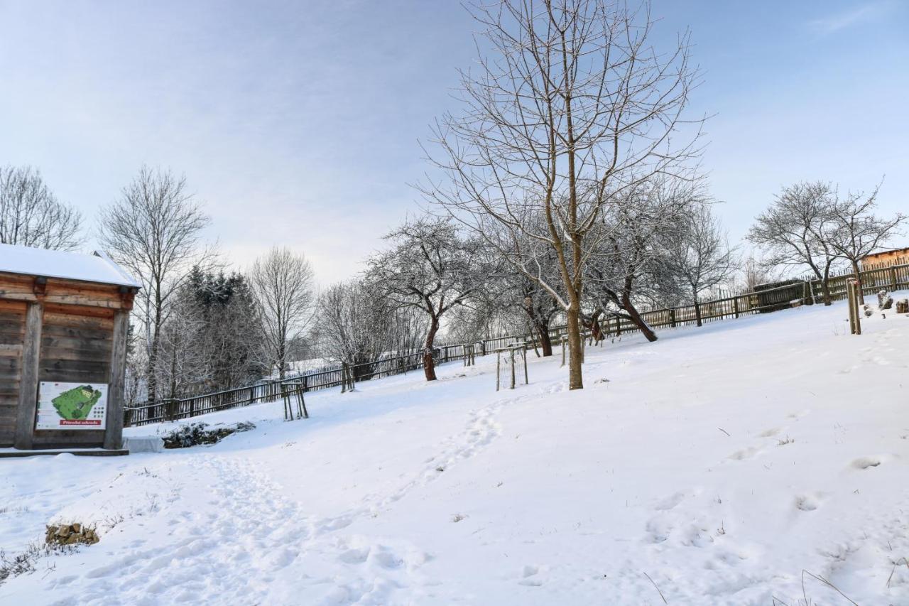 Ekocentrum Dotek ฮอร์นิมาร์ชอฟ ภายนอก รูปภาพ